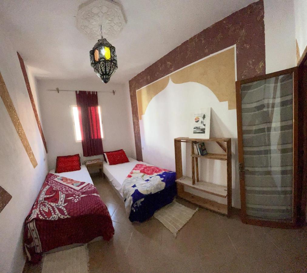 Tamraght Agachill Surf House Bed & Breakfast エクステリア 写真