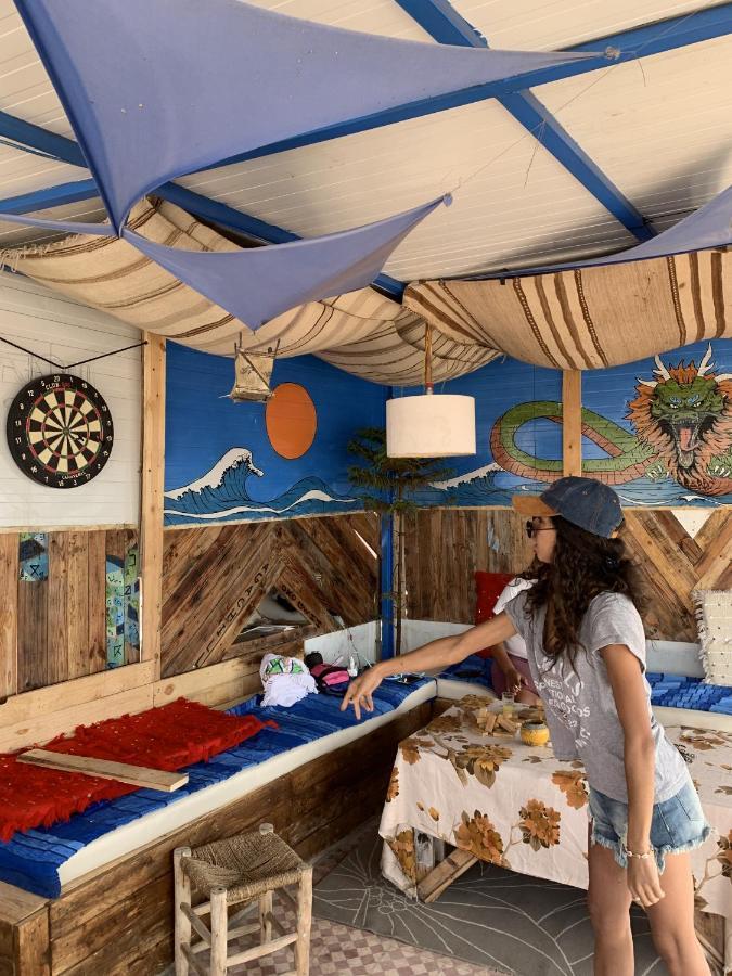 Tamraght Agachill Surf House Bed & Breakfast エクステリア 写真